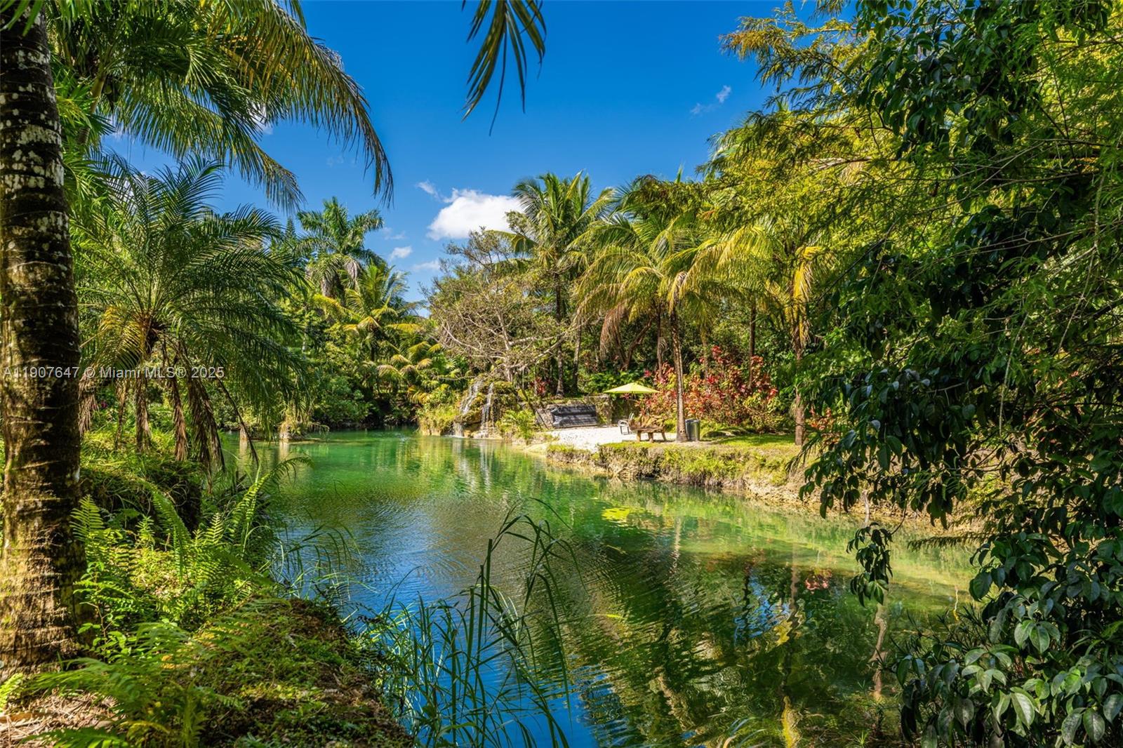 See details / sq. ft. $ 2025-11-04 0 Photo