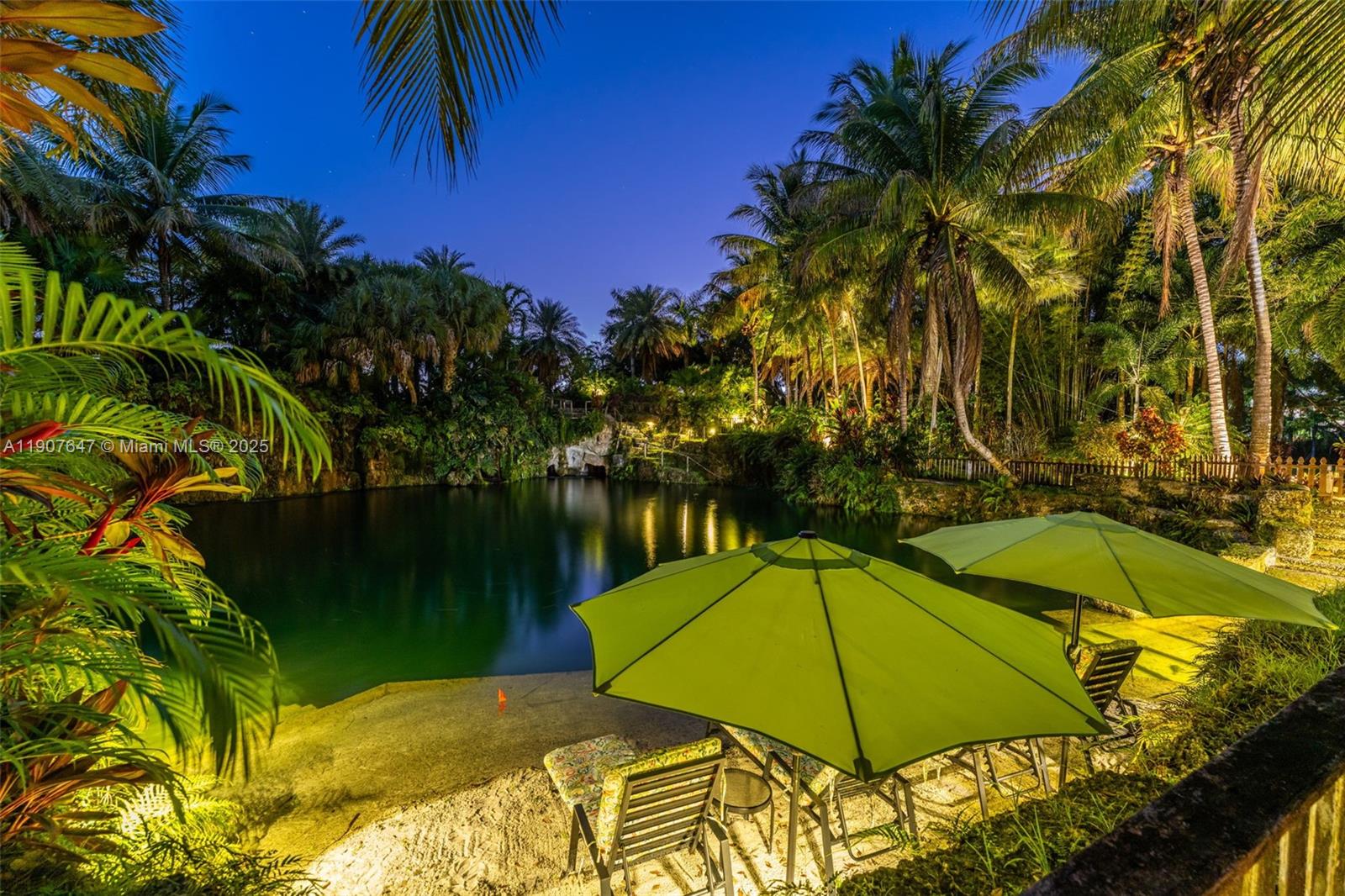 See details / sq. ft. $ 2025-11-04 0 Photo