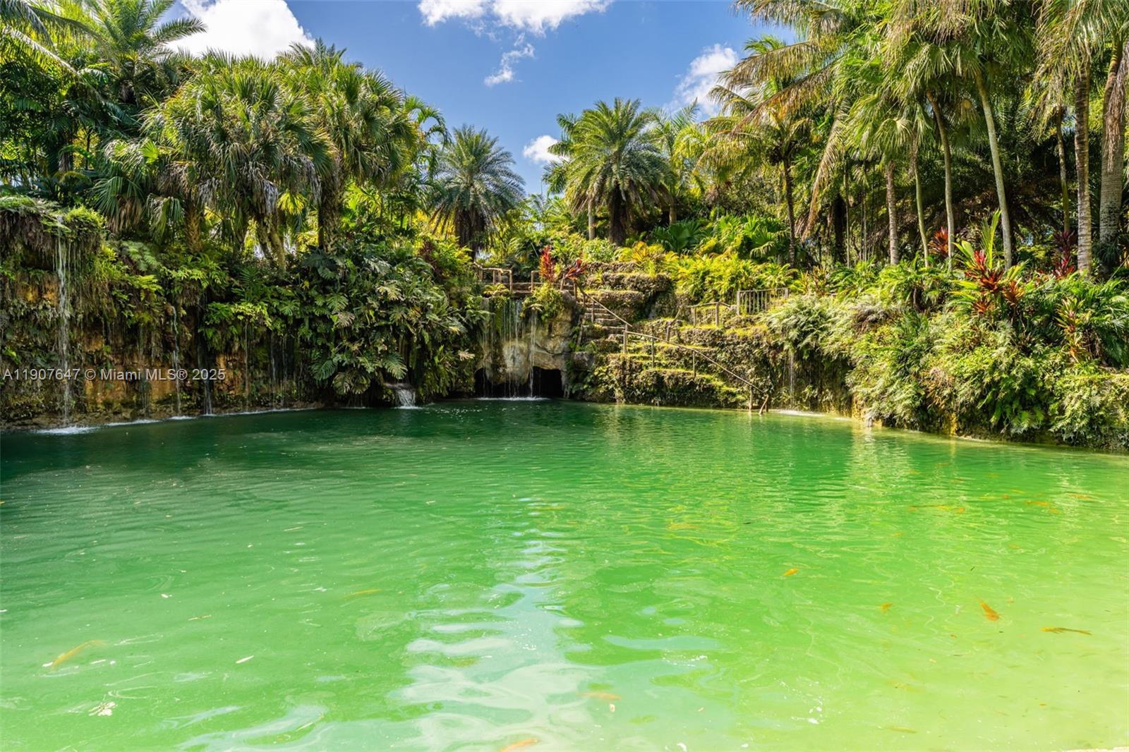 See details / sq. ft. $ 2025-11-04 0 Photo