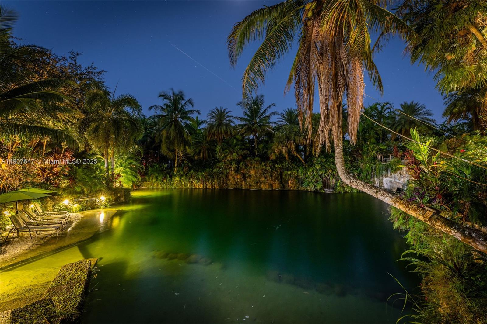 See details / sq. ft. $ 2025-11-04 0 Photo