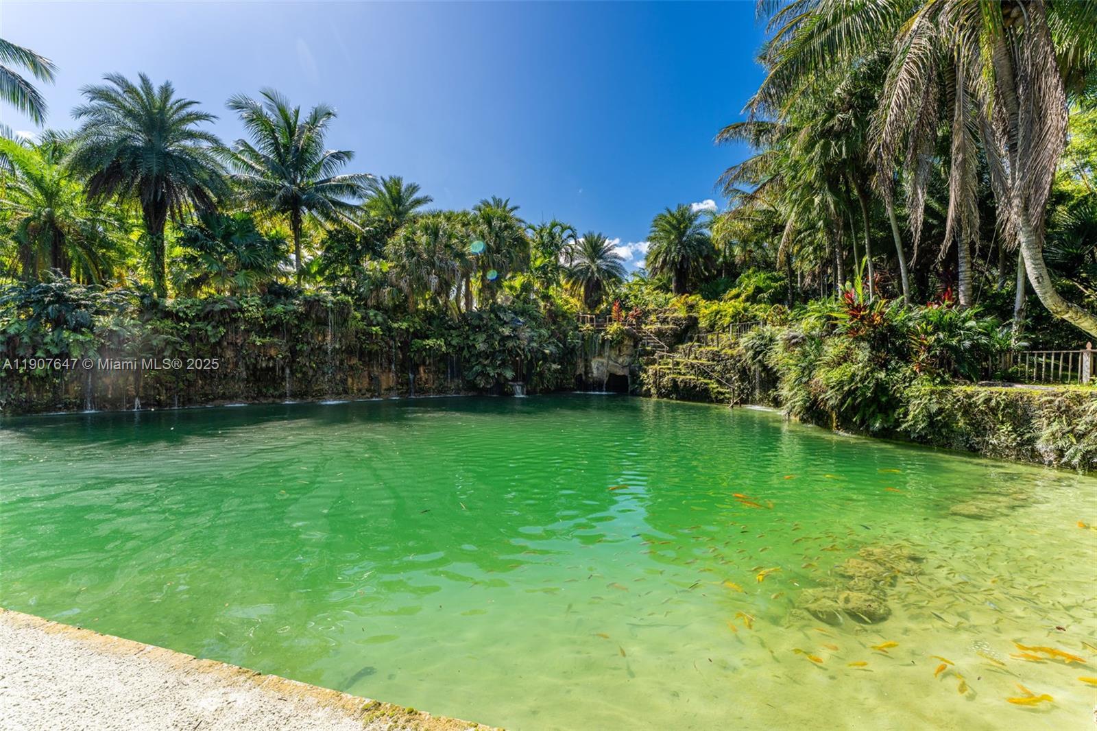 See details / sq. ft. $ 2025-11-04 0 Photo