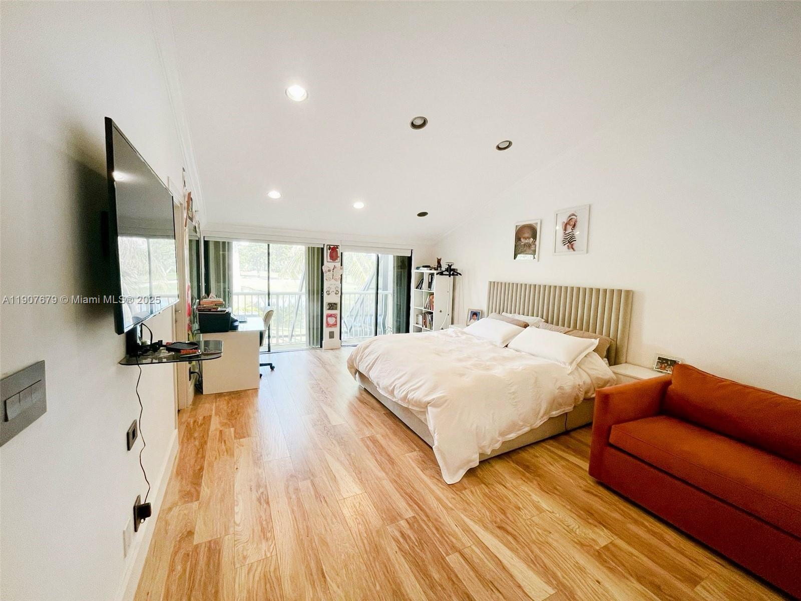 Photo of 20444 34th Ct (20444), Aventura, Florida, 33180 -