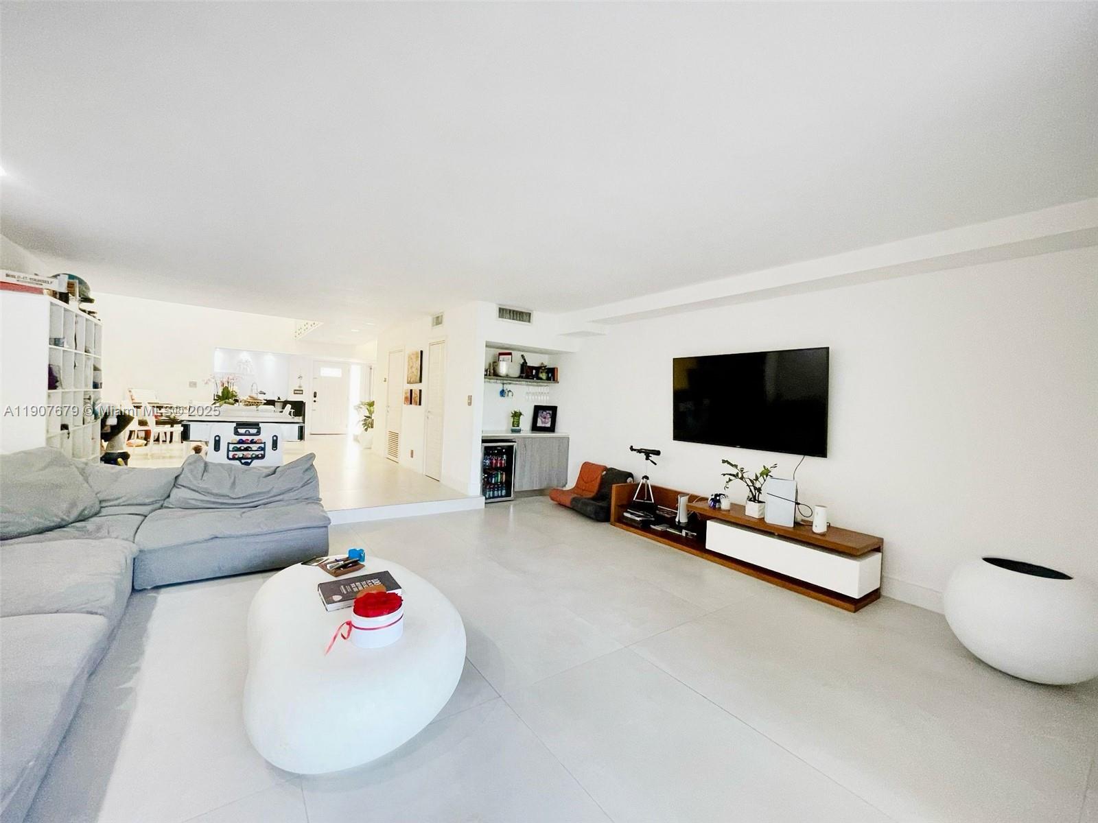 Photo of 20444 34th Ct (20444), Aventura, Florida, 33180 -