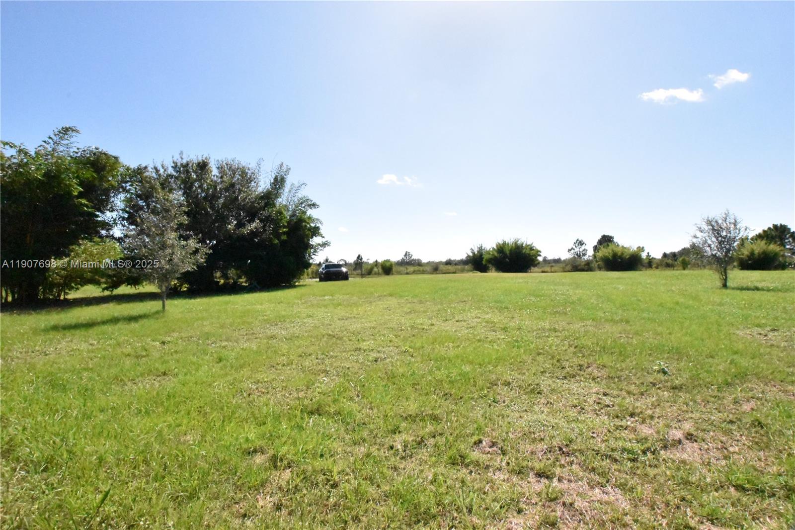 Подробнее / кв.футов $ 2025-11-04 0 Фото