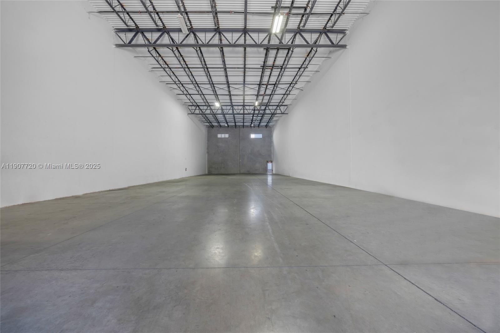 Ver detalles 4 / sq. ft. $ 2025-11-04 0 foto