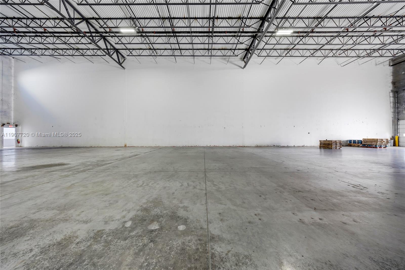 Ver detalles 4 / sq. ft. $ 2025-11-04 0 foto