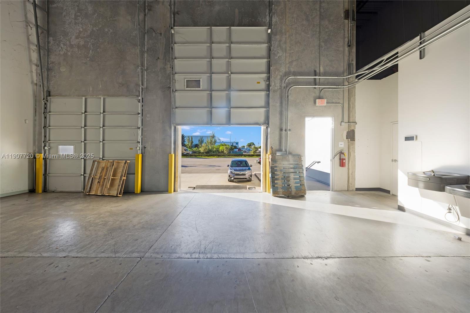 Ver detalles 4 / sq. ft. $ 2025-11-04 0 foto