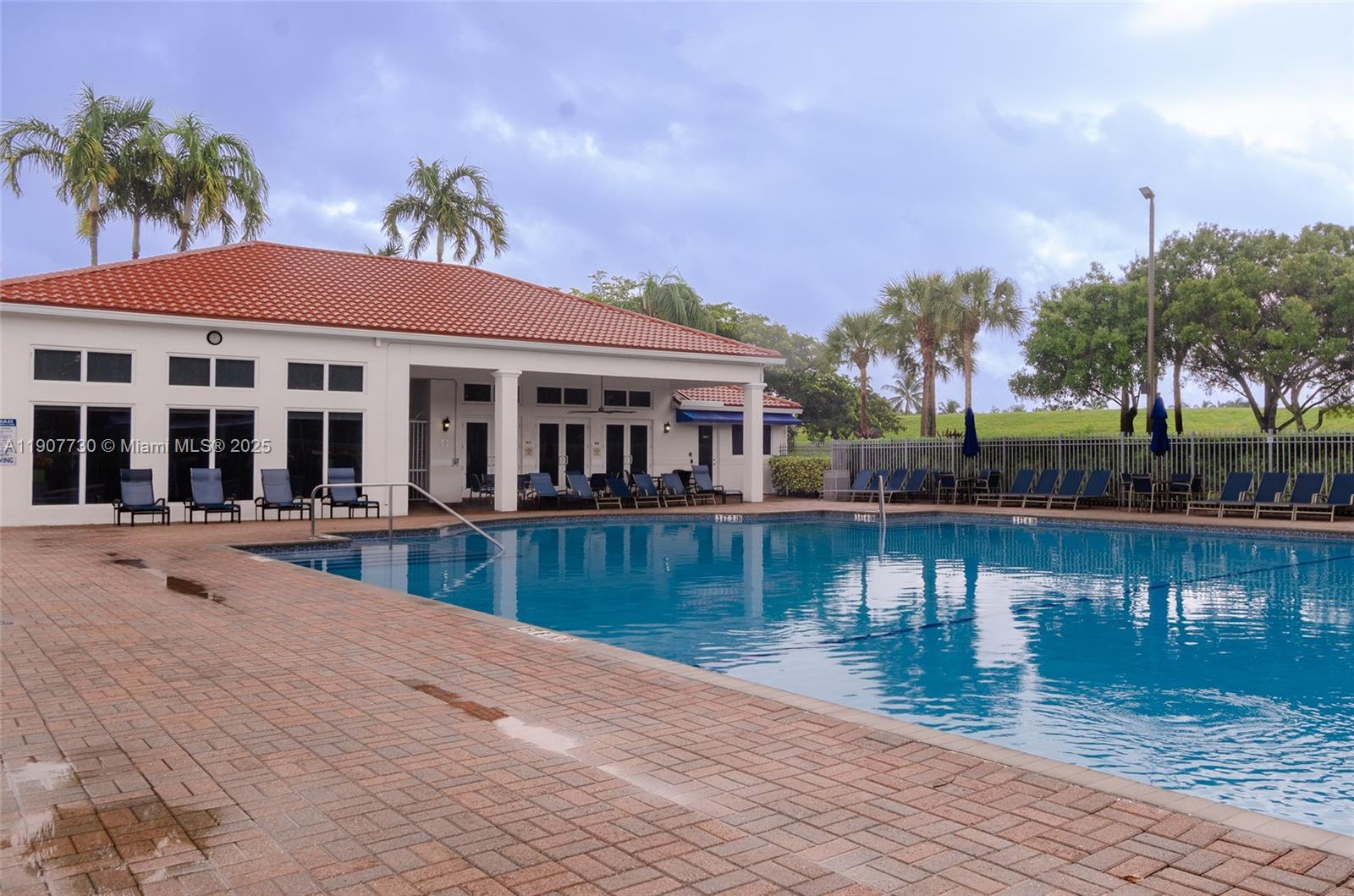 Photo of 1115 cherryapalm (1115), Hollywood, Florida, 33019 -