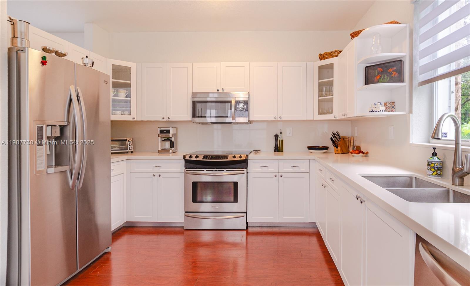 Photo of 1115 cherryapalm (1115), Hollywood, Florida, 33019 -