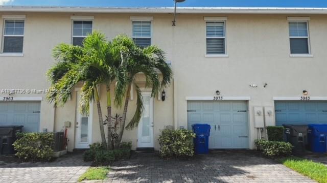 Ver detalles 3973 3 / 3 1421 sq. ft. $ 2025-11-04 0 foto