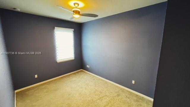 Ver detalles 3973 3 / 3 1421 sq. ft. $ 2025-11-04 0 foto