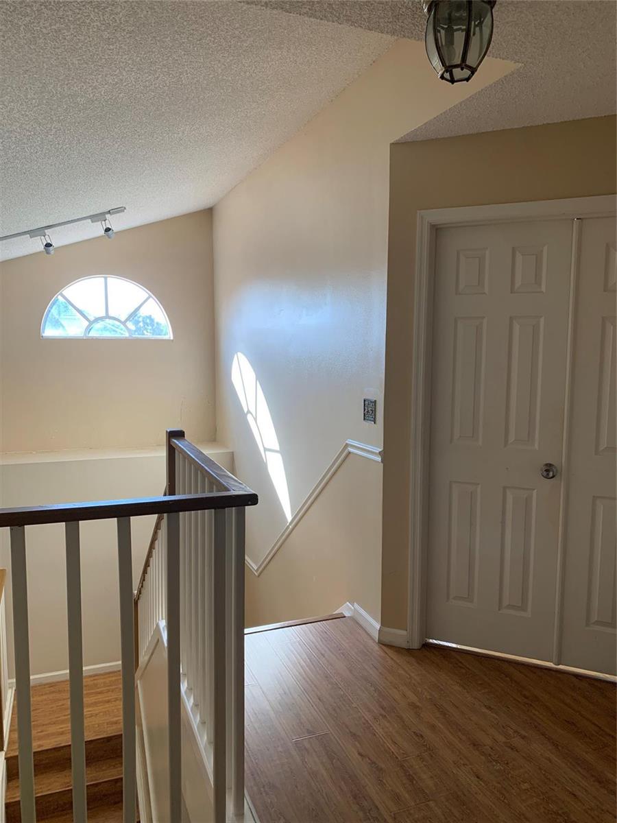 Ver detalles 6930 4 / 3 2014 sq. ft. $ 2026-06-14 0 foto