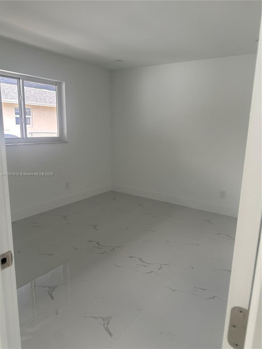   /  1567 sq. ft. $ 2025-11-04 0 Photo