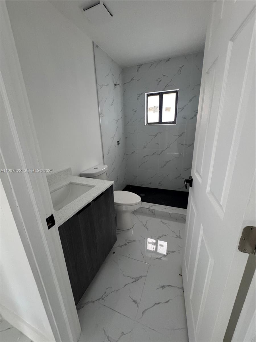   /  0 sq. ft. $ 2025-11-04 0 Photo