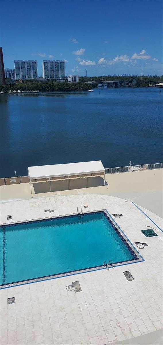 819 2 / 2 1275 sq. ft. $ 2026-06-15 0 foto