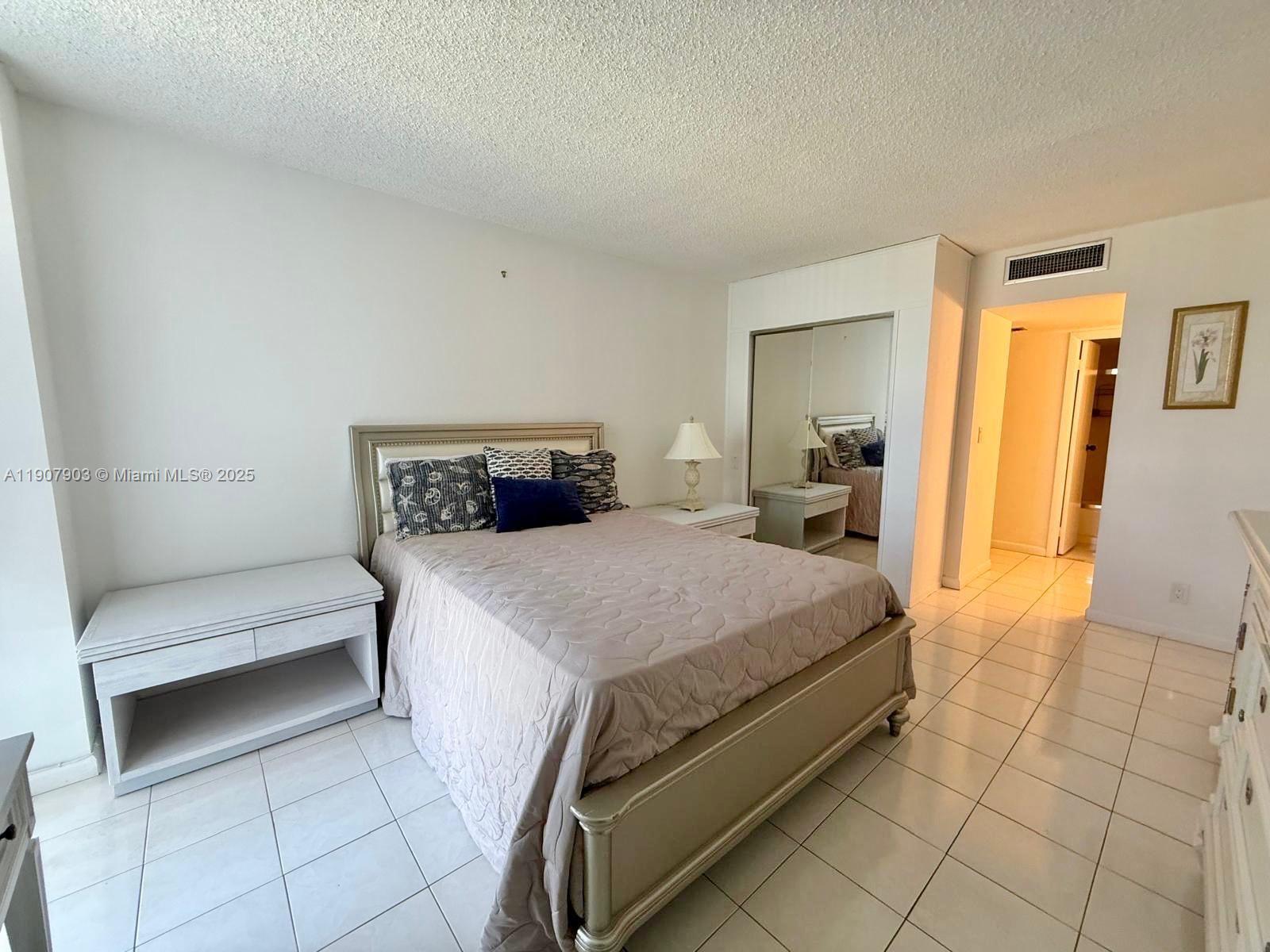 Photo of 20301 Country Club Dr #1421, Aventura, Florida, 33180 -