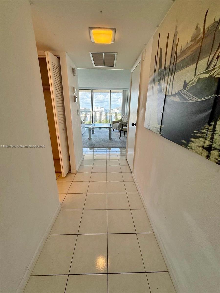 Photo of 20301 Country Club Dr #1421, Aventura, Florida, 33180 -