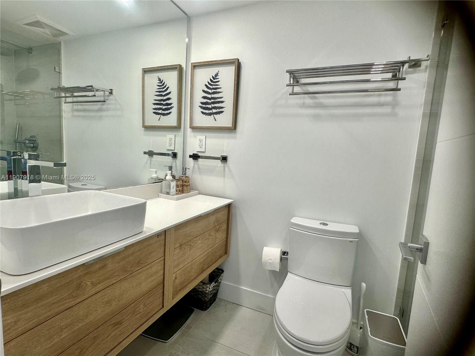 2005 2 / 2 1603 sq. ft. $ 2025-11-04 0 Photo