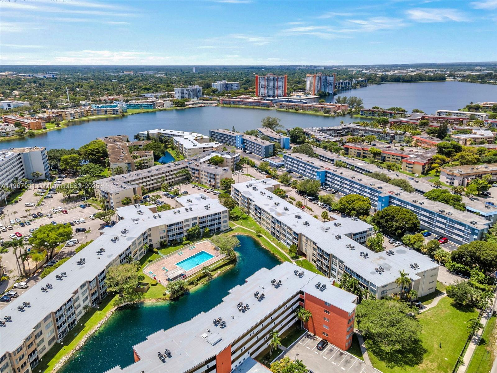 309-1 2 / 2 1435 sq. ft. $ 2025-11-04 0 Photo