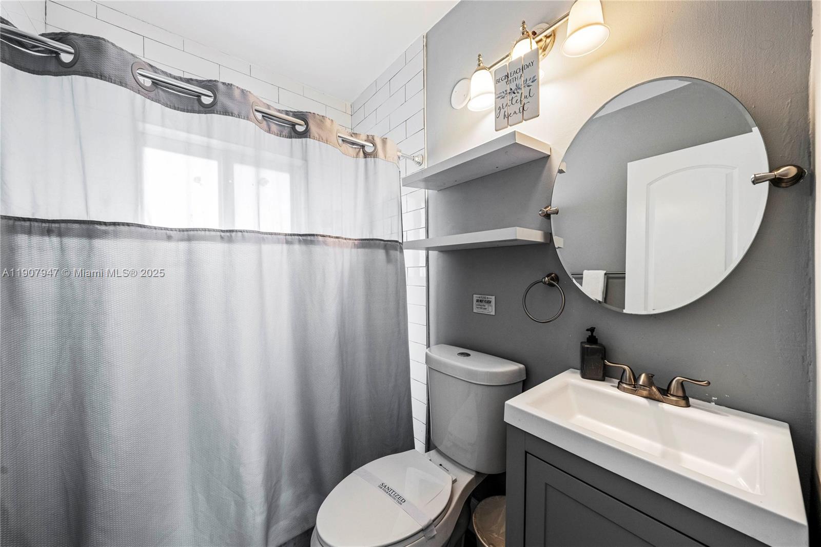 See details / 1938 sq. ft. $ 2025-11-04 0 Photo