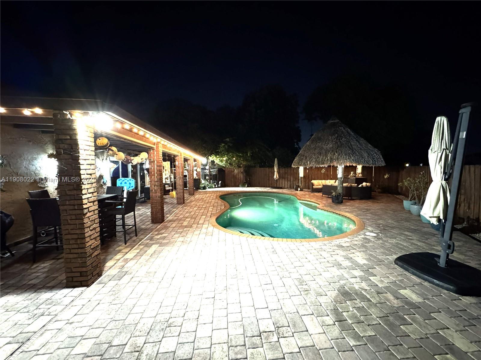 See details 6504 3 / 2 2217 sq. ft. $ 2025-11-04 0 Photo