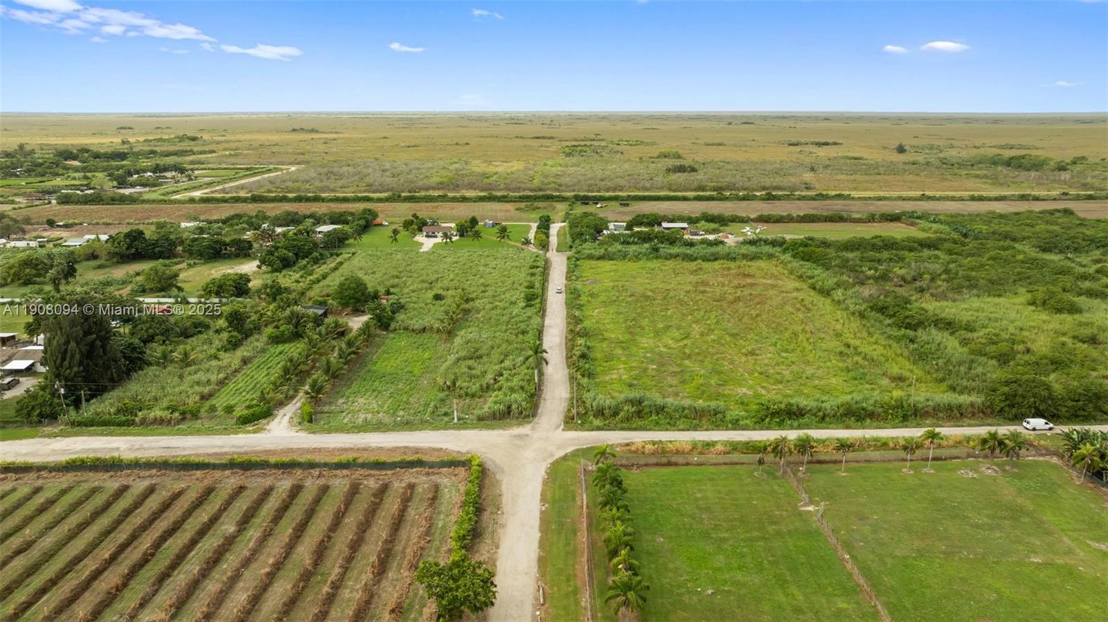   /   sq. ft. $ 2025-11-04 0 Photo