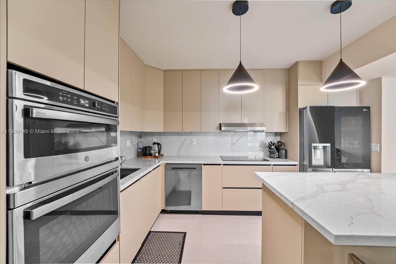 Photo of 20281 Country Club Dr #304, Aventura, Florida, 33180 -