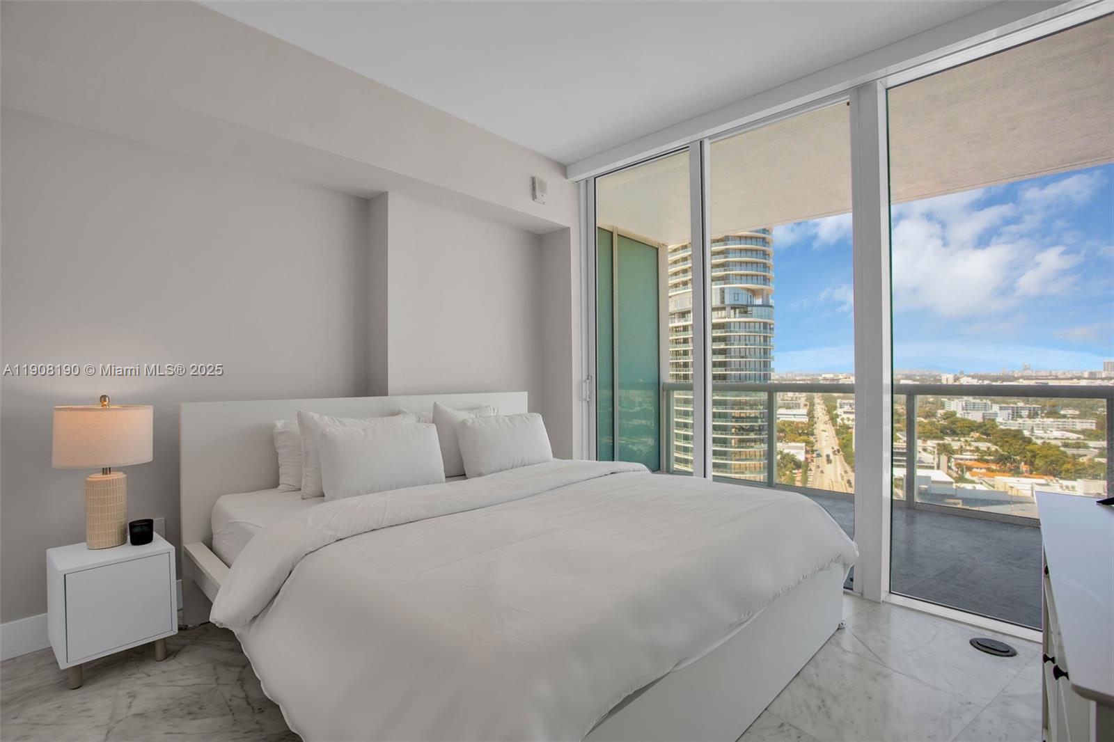 Photo of 450 Alton Rd  #2110, Miami Beach, Florida, 33139 - 