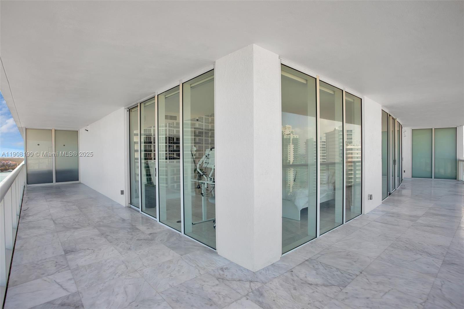 Photo of 450 Alton Rd  #2110, Miami Beach, Florida, 33139 - 