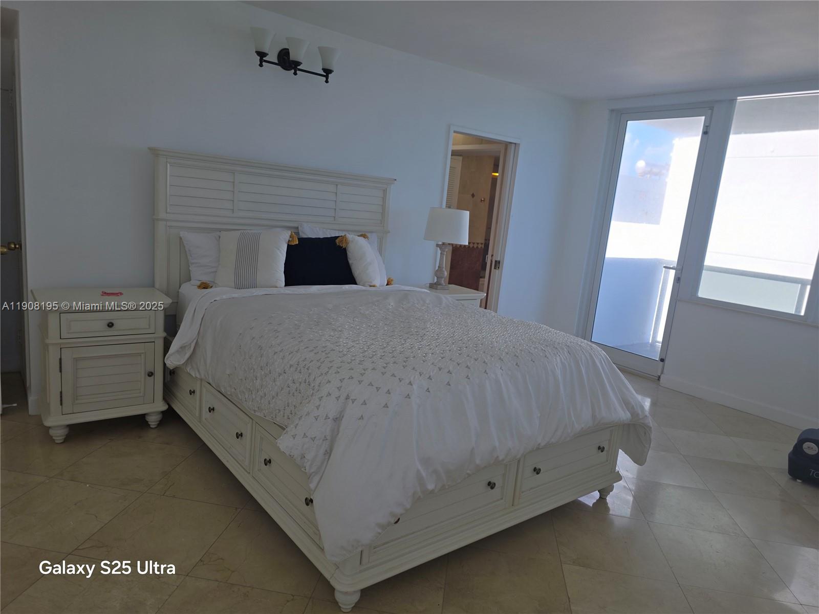 Photo of 3725 Ocean Dr  #1401, Hollywood, Florida, 33019 - 