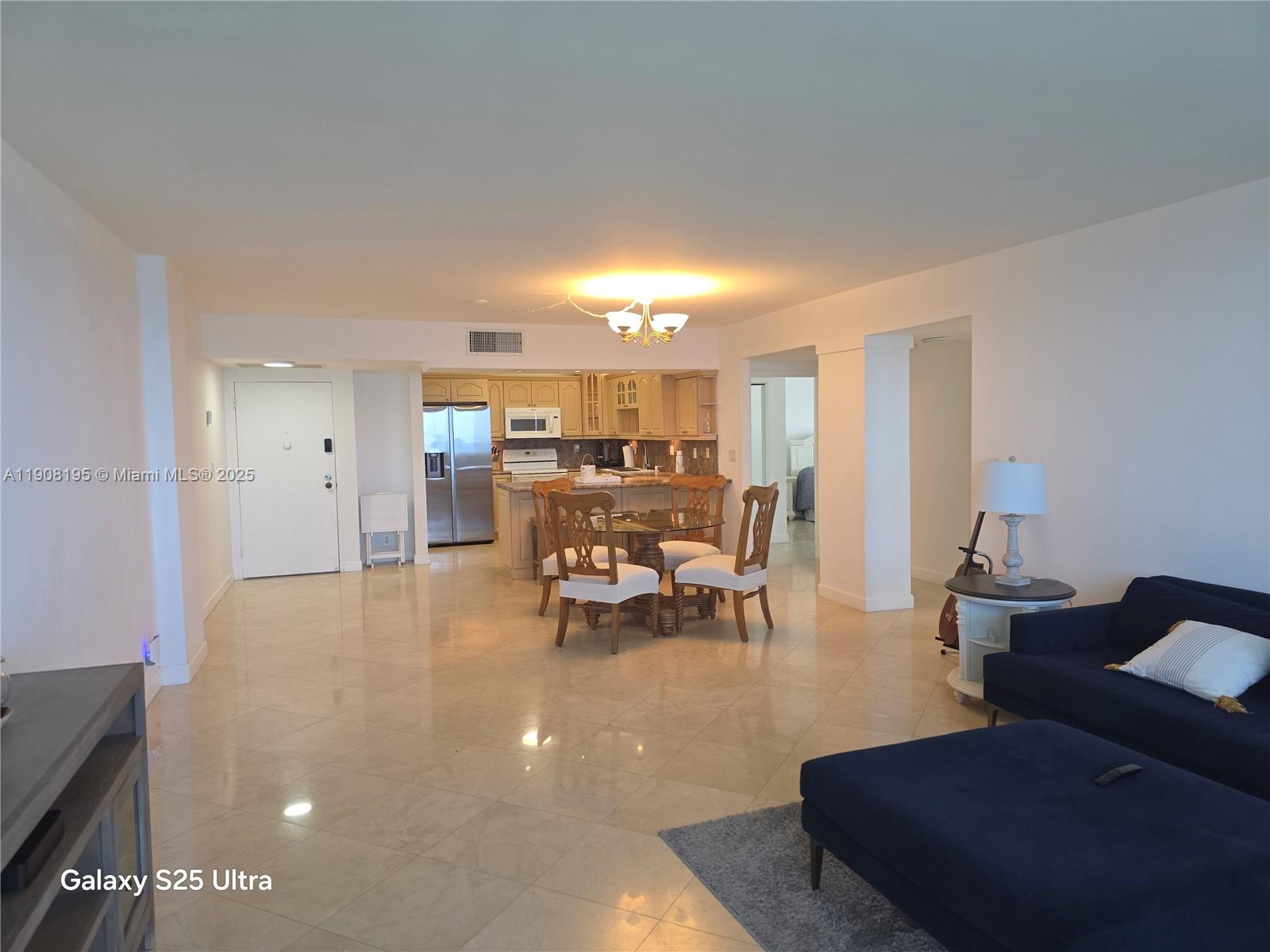 Photo of 3725 Ocean Dr  #1401, Hollywood, Florida, 33019 - 