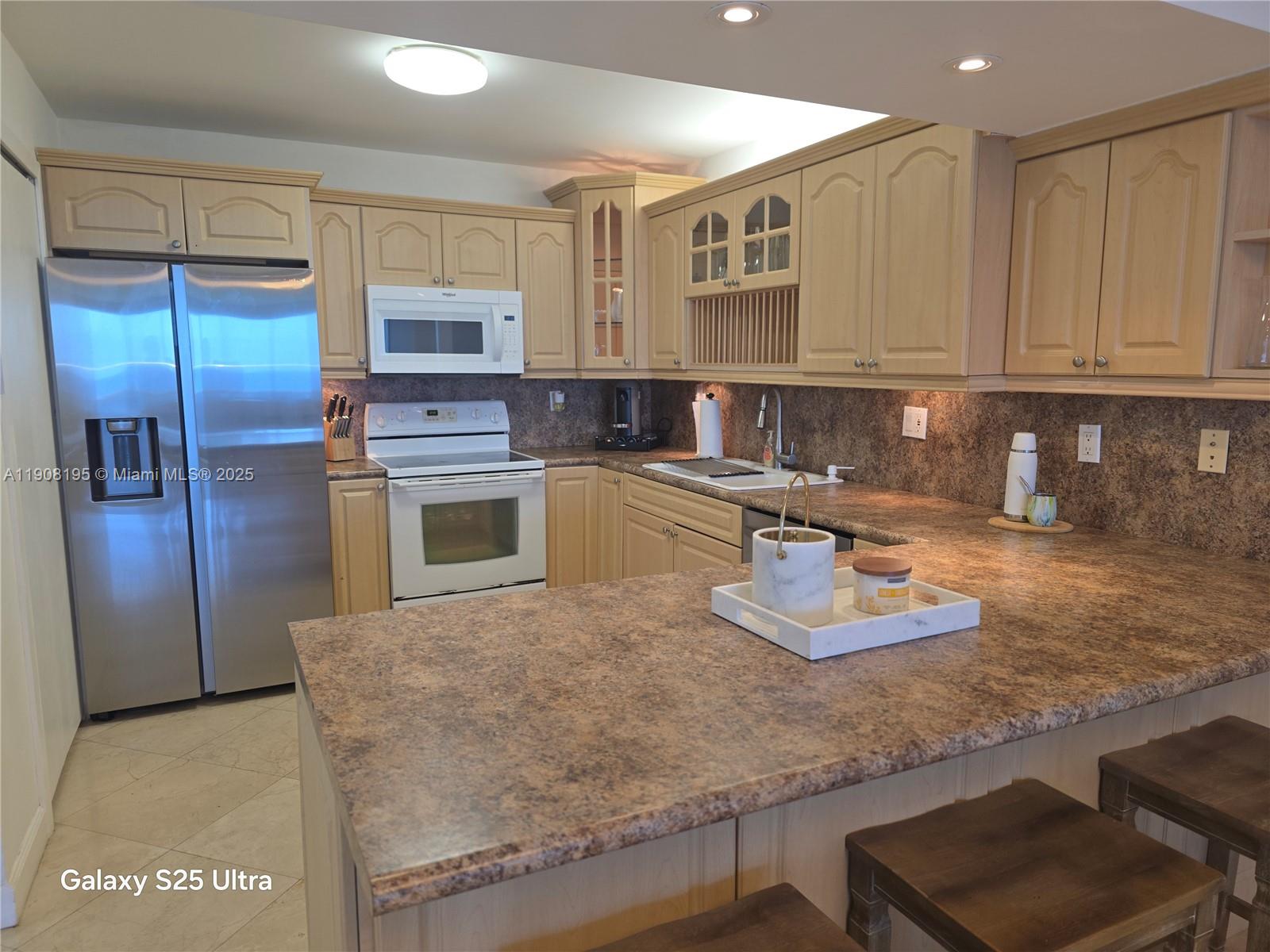 Photo of 3725 Ocean Dr  #1401, Hollywood, Florida, 33019 - 