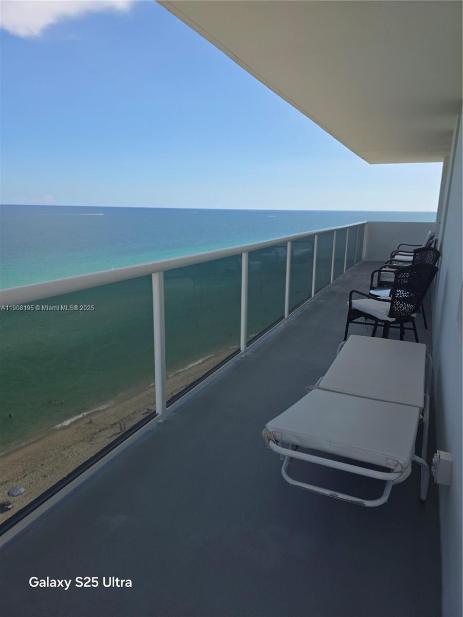 Photo of 3725 Ocean Dr  #1401, Hollywood, Florida, 33019 - 