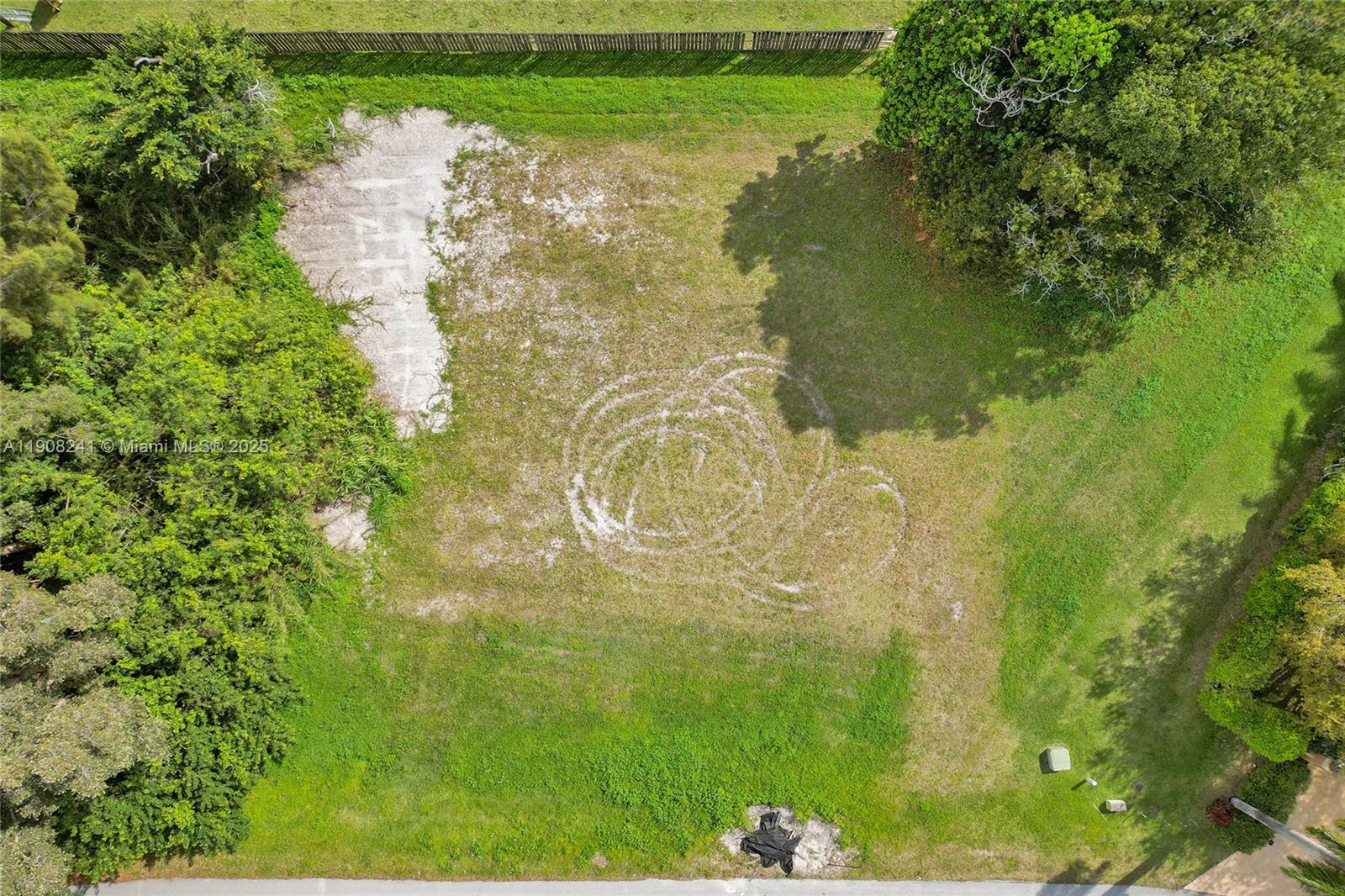 Ver detalles / sq. ft. $ 2025-11-04 0 foto