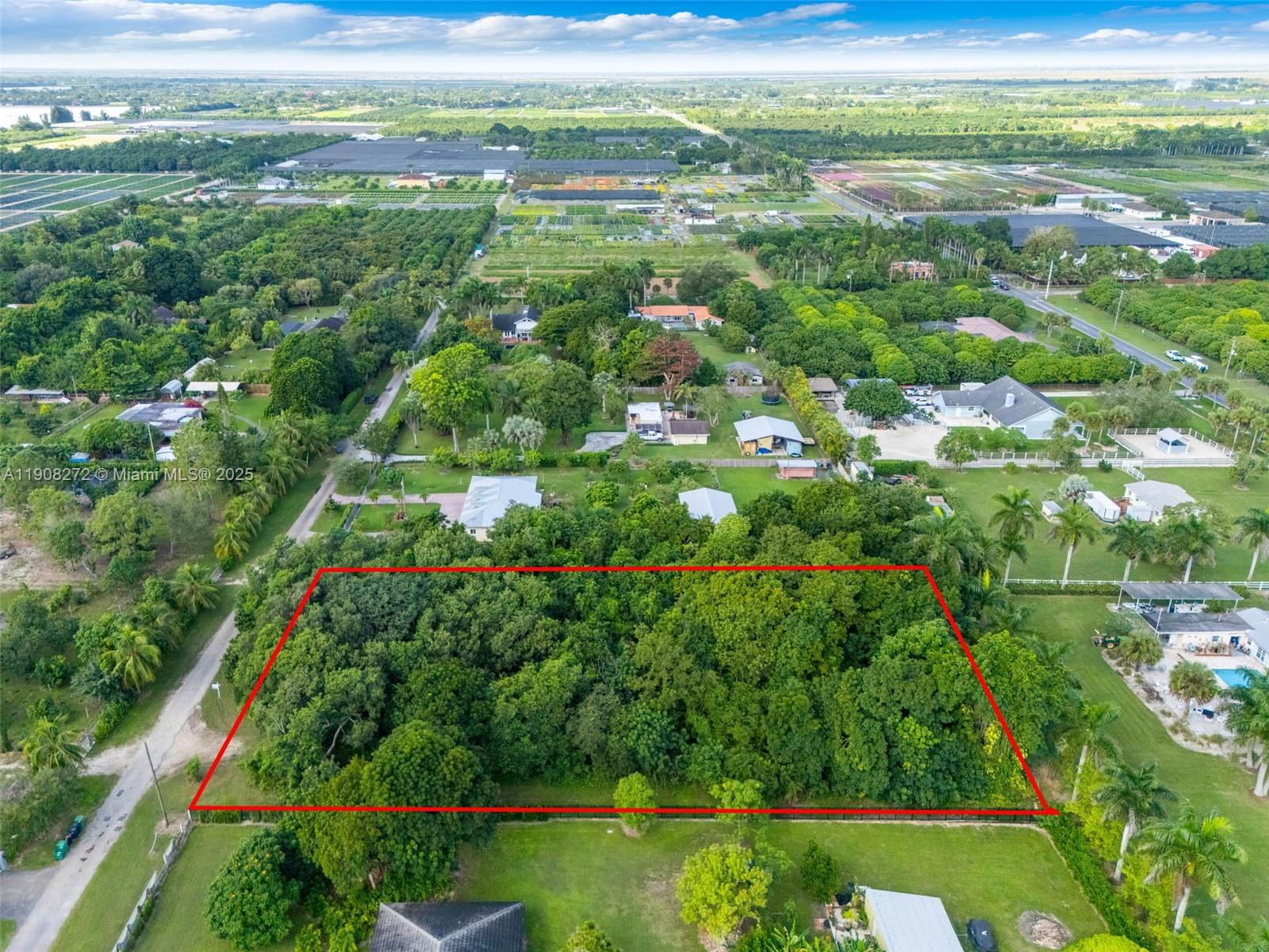 Подробнее / кв.футов $ 2025-11-11 0 Фото