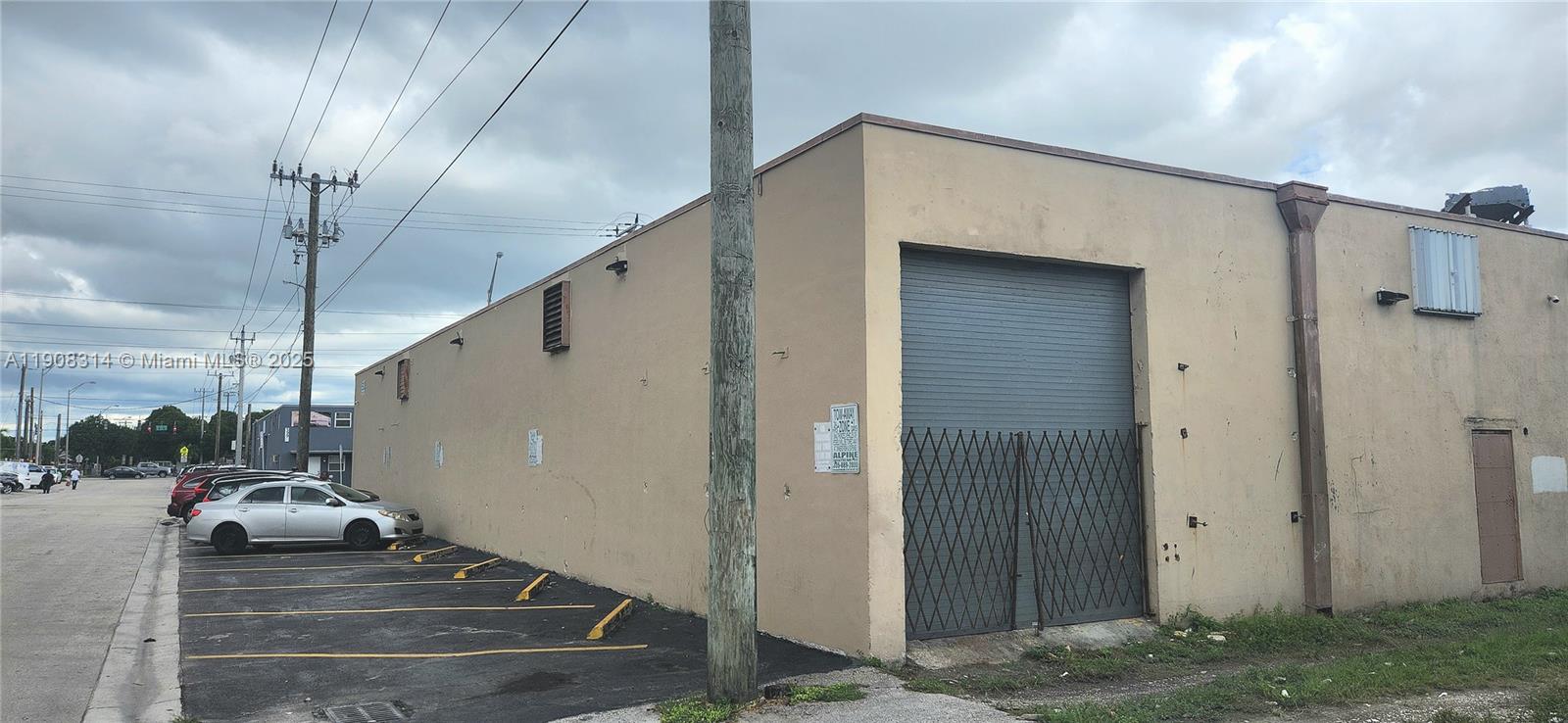 See details / sq. ft. $ 2025-11-04 0 Photo