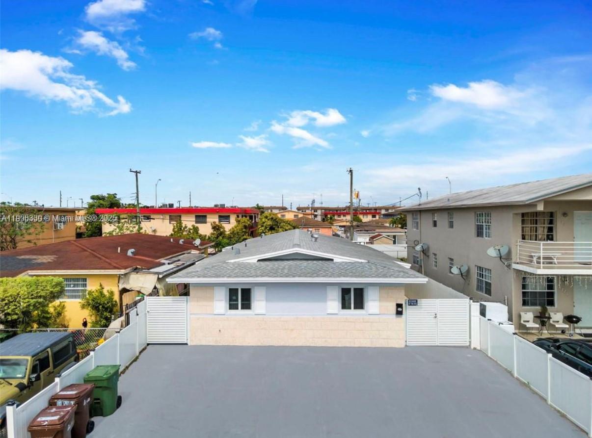   /  2054 sq. ft. $ 2025-11-04 0 Photo