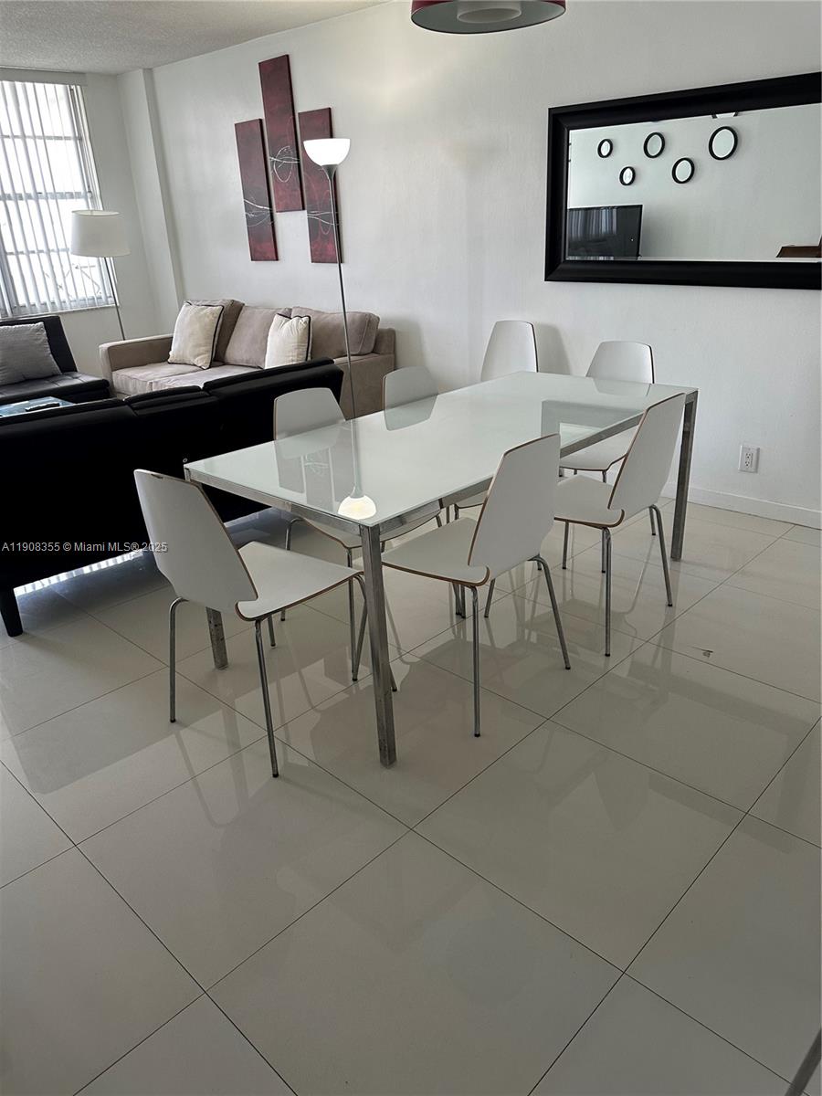 Photo of 3725 Ocean Dr #1517, Hollywood, Florida, 33019 -