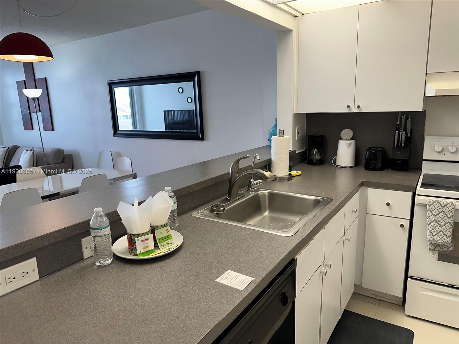 Photo of 3725 Ocean Dr #1517, Hollywood, Florida, 33019 -