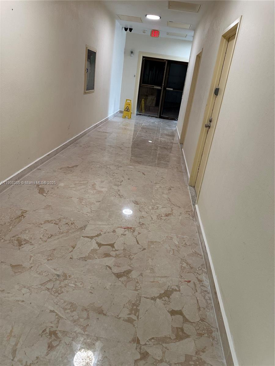 Photo of 3725 Ocean Dr #1517, Hollywood, Florida, 33019 -