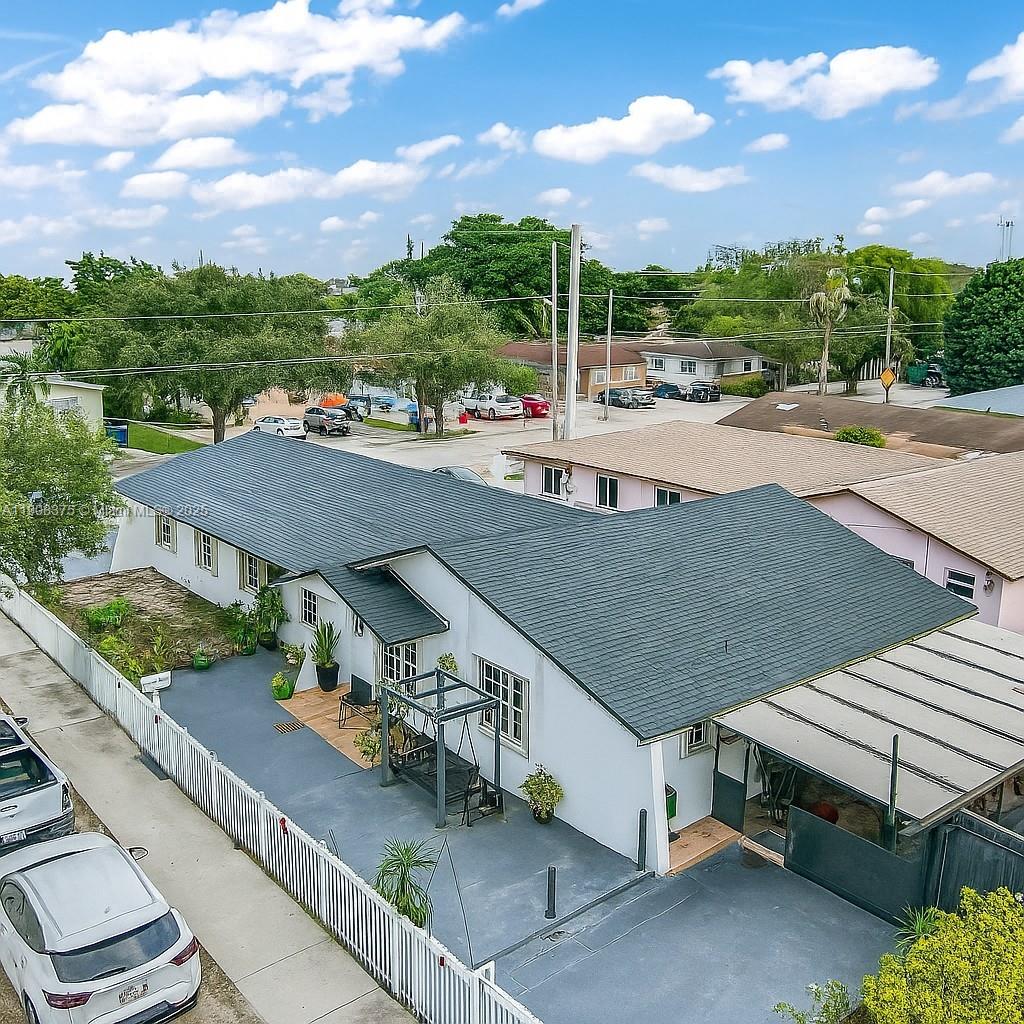   /  2410 sq. ft. $ 2025-11-04 0 Photo