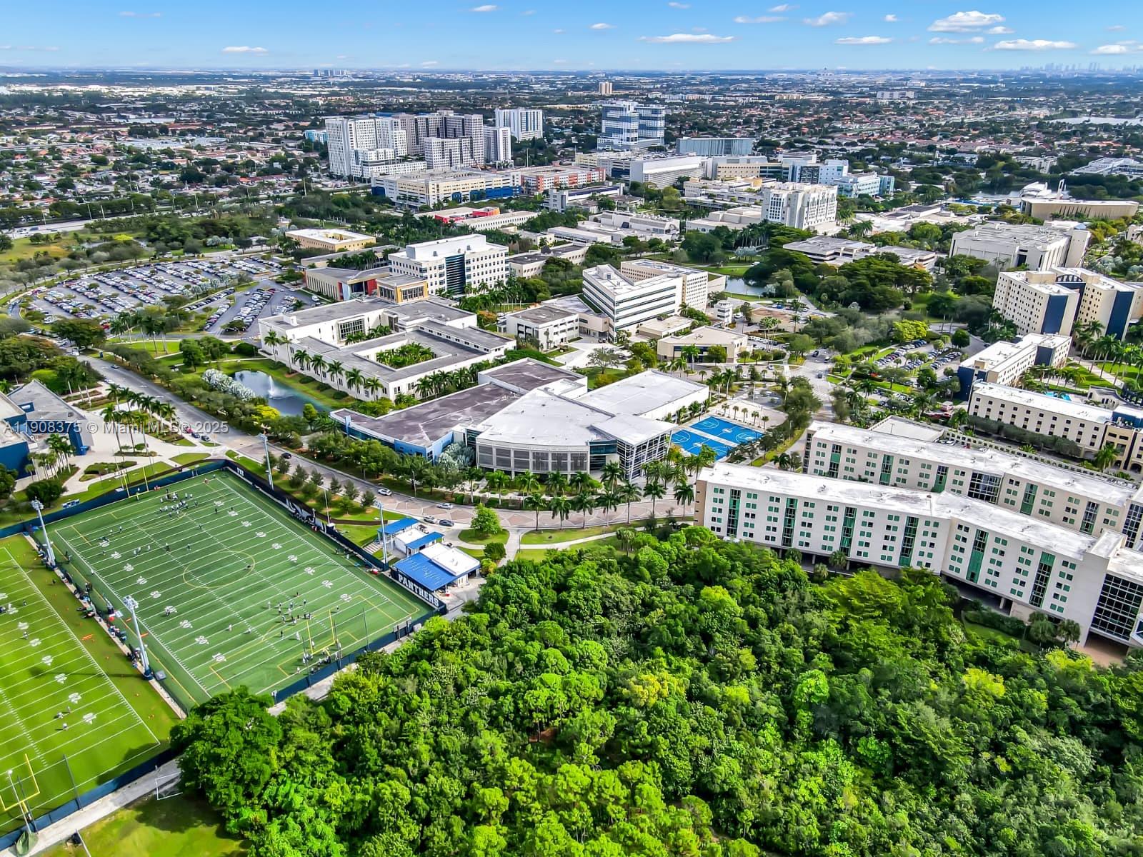   /  2410 sq. ft. $ 2025-11-04 0 Photo