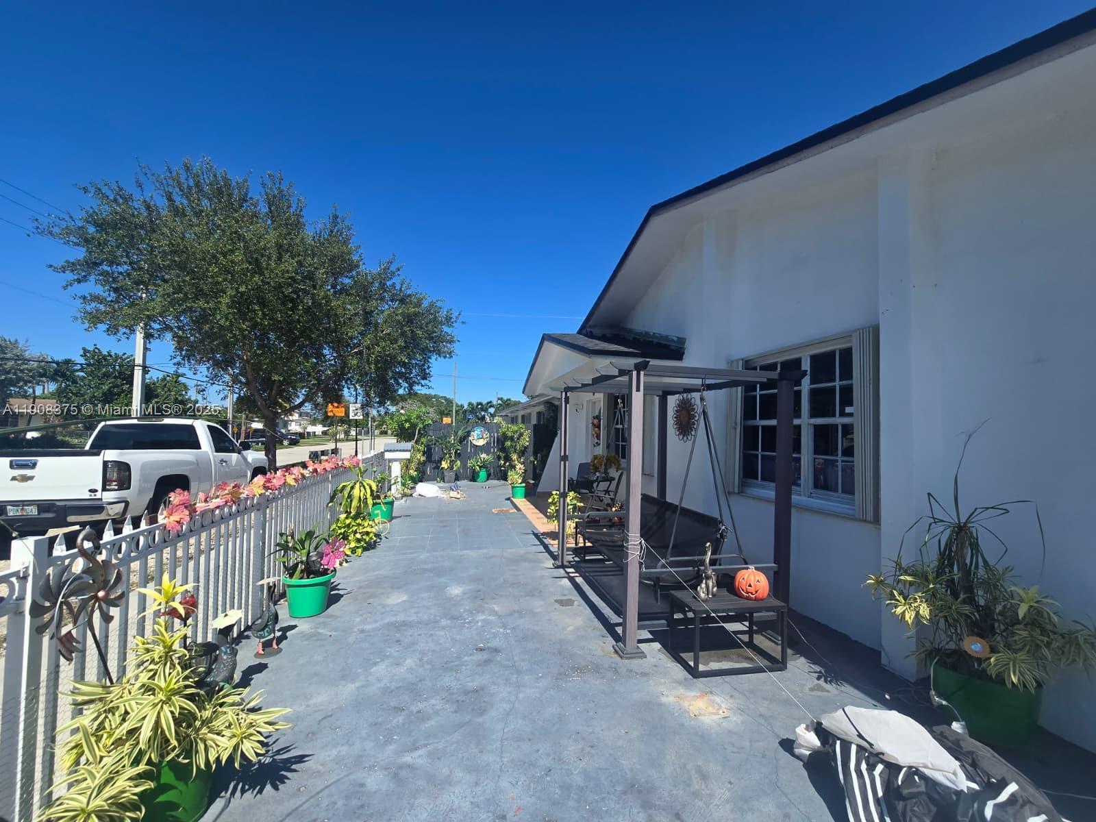   /  2410 sq. ft. $ 2025-11-04 0 Photo