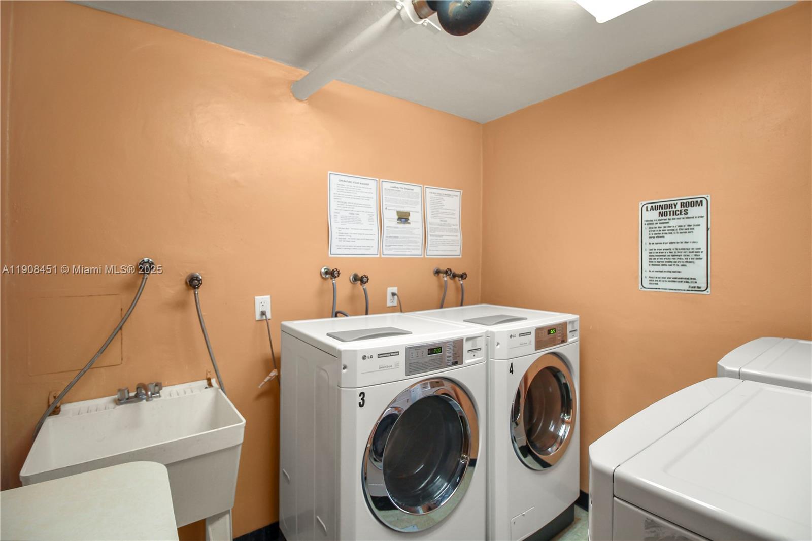 Photo of 600 Three Islands Blvd  #920, Hallandale Beach, Florida, 33009 - 