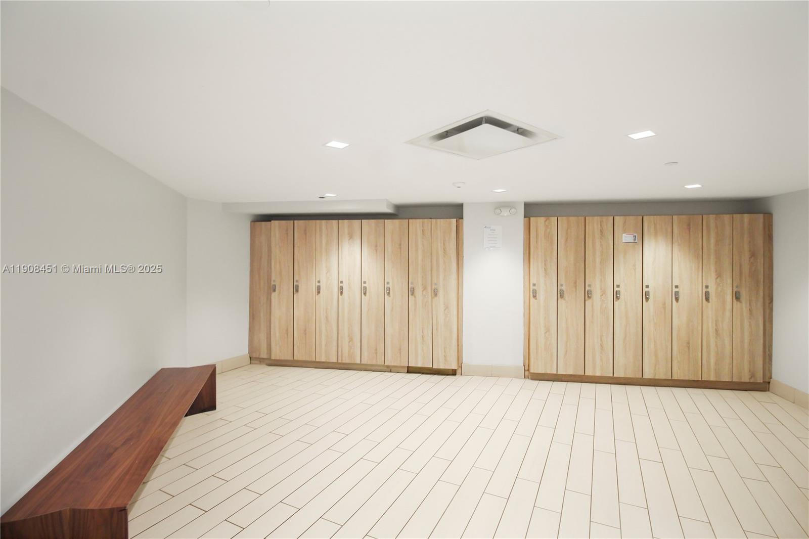 Photo of 600 Three Islands Blvd  #920, Hallandale Beach, Florida, 33009 - 