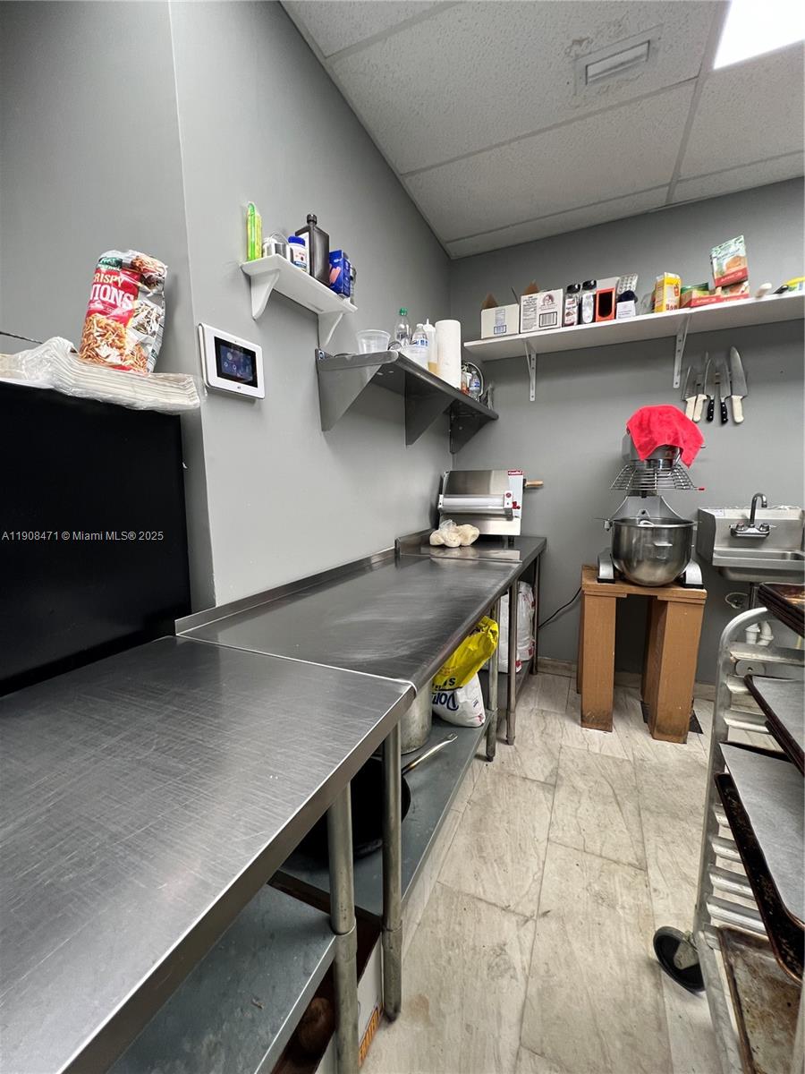 Ver detalles / sq. ft. $ 2025-11-05 0 foto