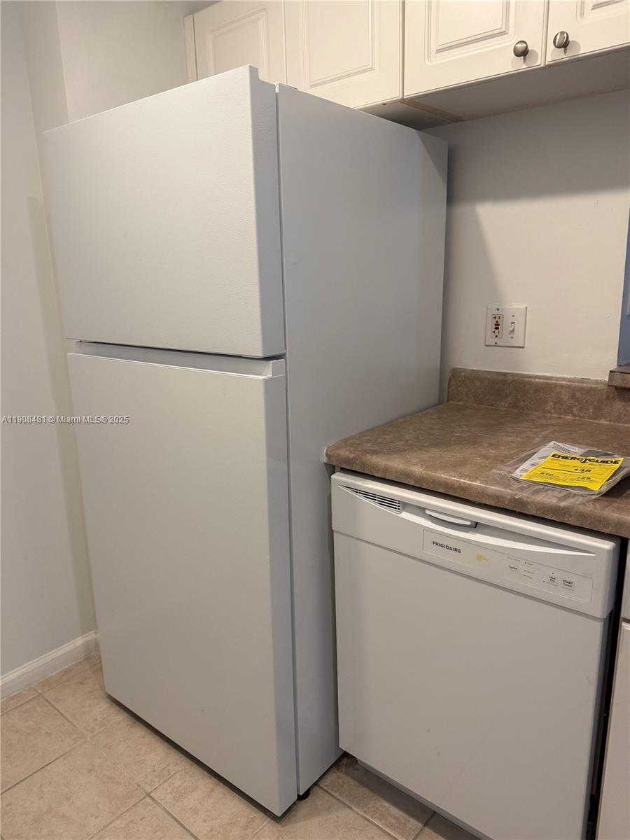 Photo of 17100 Bay Rd #1309, Sunny Isles Beach, Florida, 33160 - New refrigerator