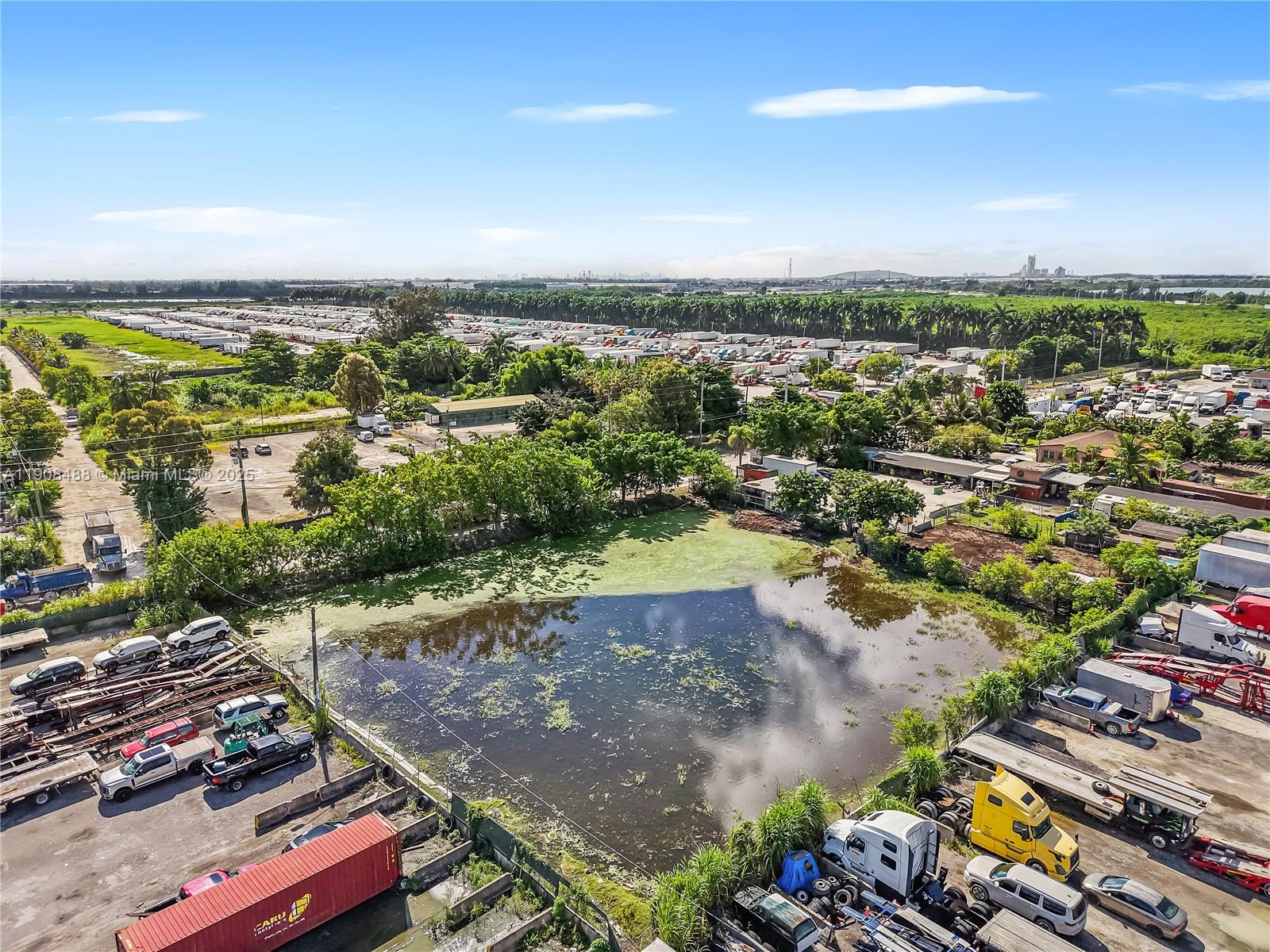 See details / sq. ft. $ 2025-11-05 0 Photo