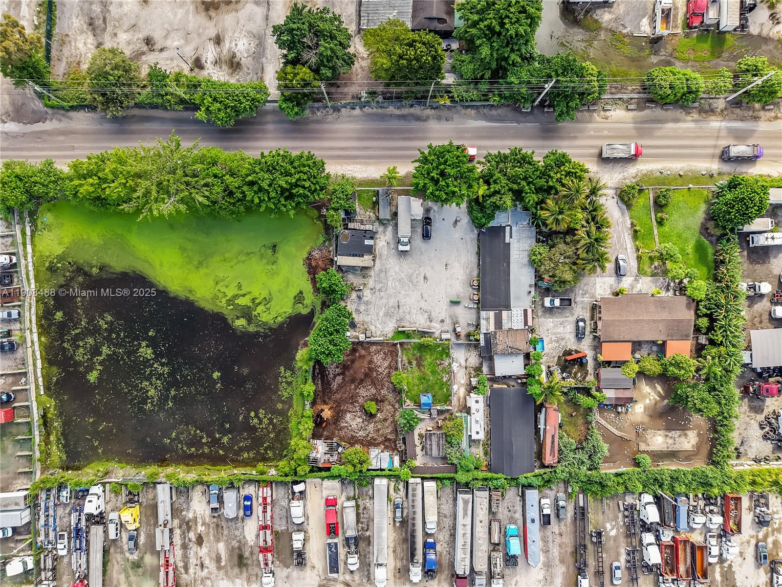 See details / sq. ft. $ 2025-11-05 0 Photo