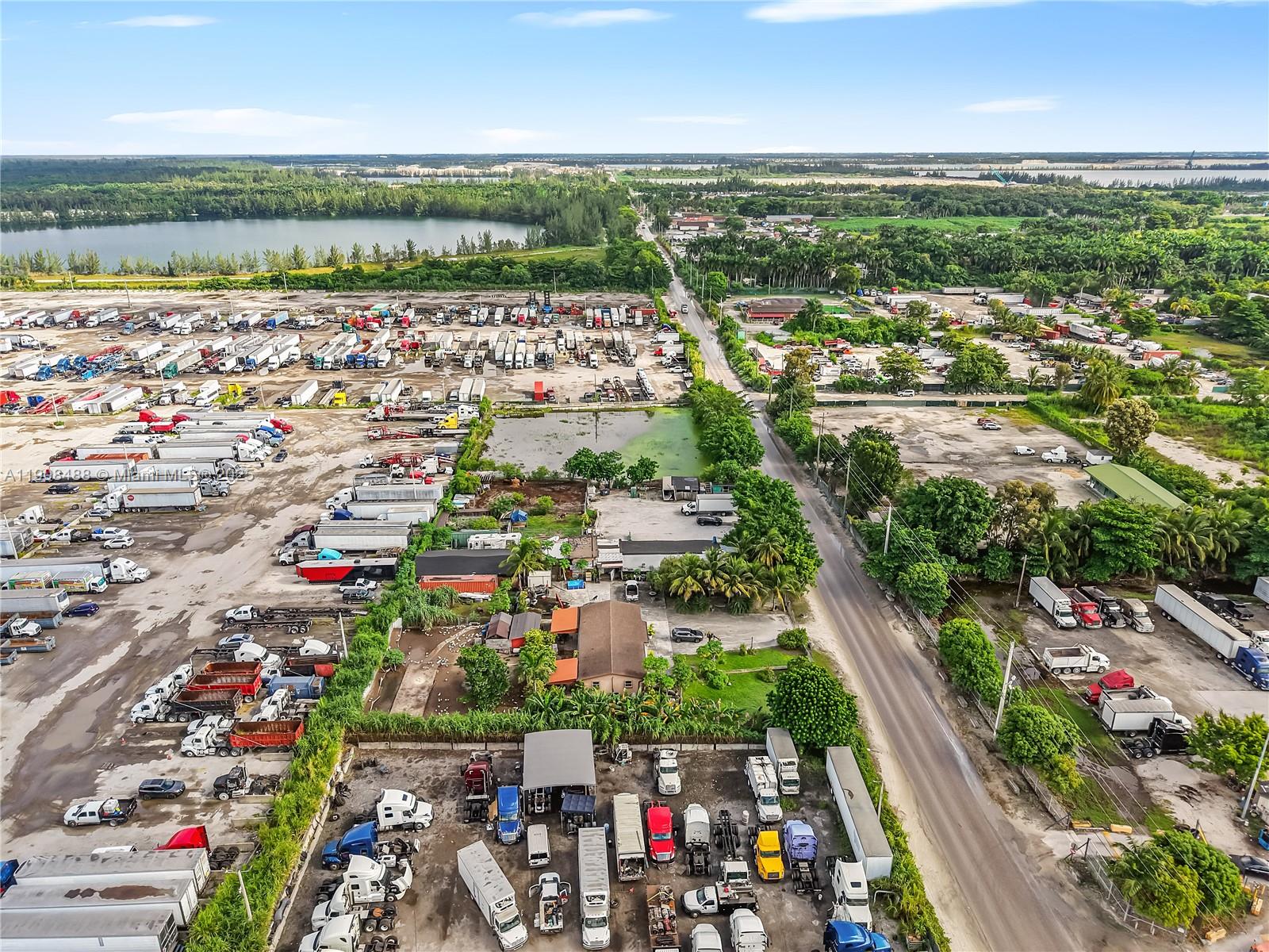 See details / sq. ft. $ 2025-11-05 0 Photo